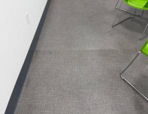 Cross-Machine Direction (Width) Shading Texture Variation (Resilient Sheet Vinyl) 1